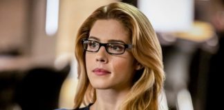 felicity quitte arrow saison 8