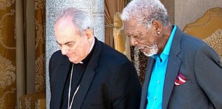 story of god morgan freeman saison 4