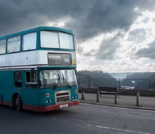 le dernier bus saison 1 fin