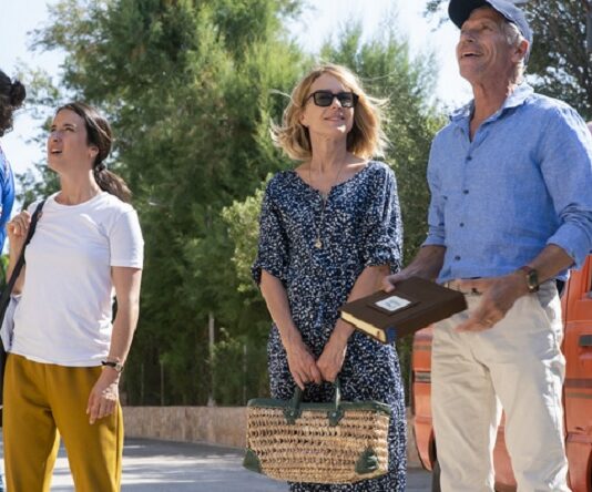 on sourit pour la photo netflix