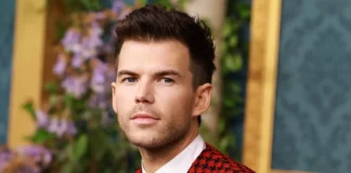 luke newton choses a savoir