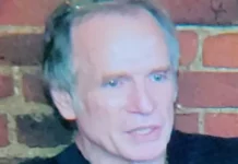 james lewis aujourdhui