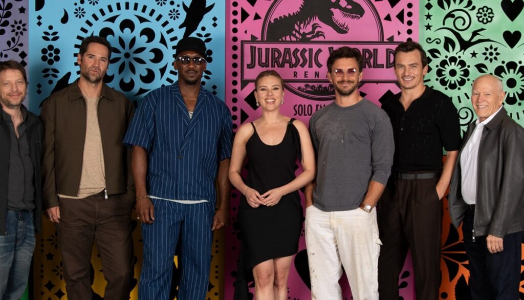 jurassic world renaissance couple acteurs