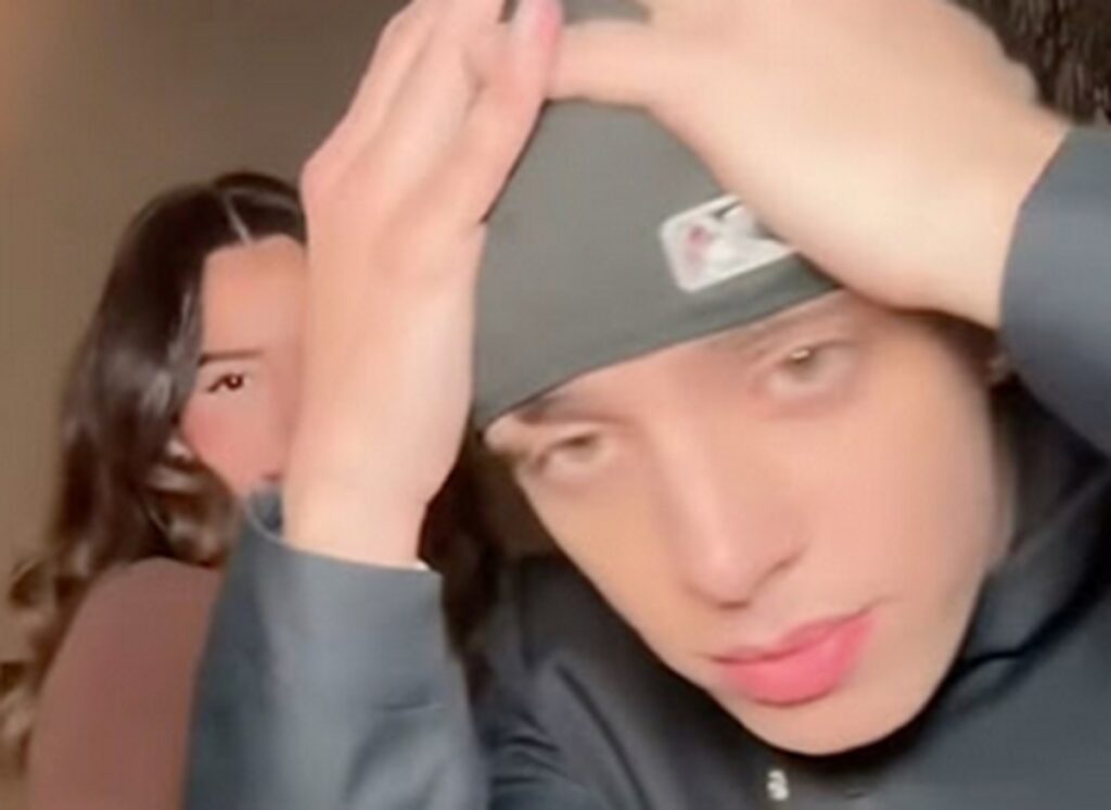 anyme lea elui couple