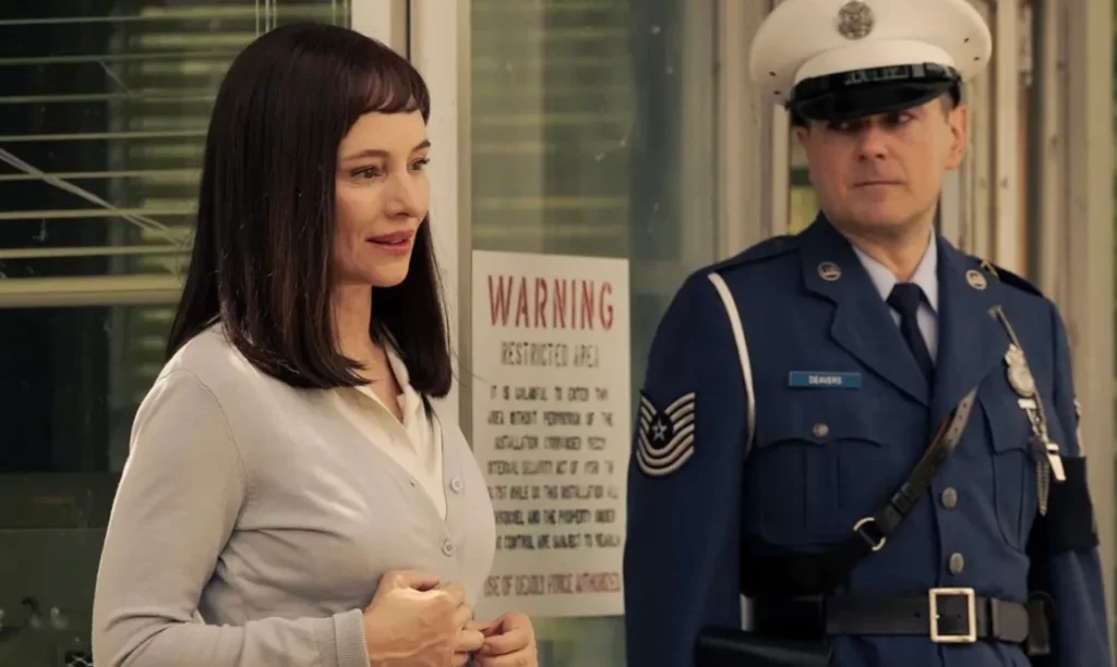 Madeline Stowe jeune madame kersh