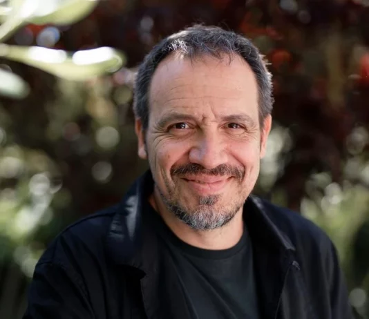Alexandre Astier : 5 Choses à Savoir sur l’acteur ! alexandre astier choses a savoir