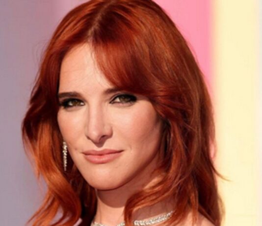 All’s Fair : L’actrice de Maria : Hari Nef est elle transgenre ? maria alls fair transgenre