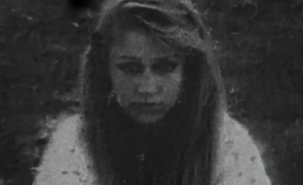 cinnamon brown aujourdhui