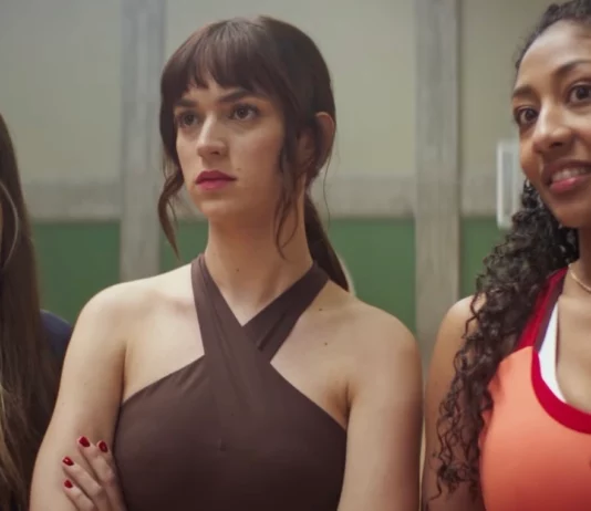 dis le moi tout bas suite