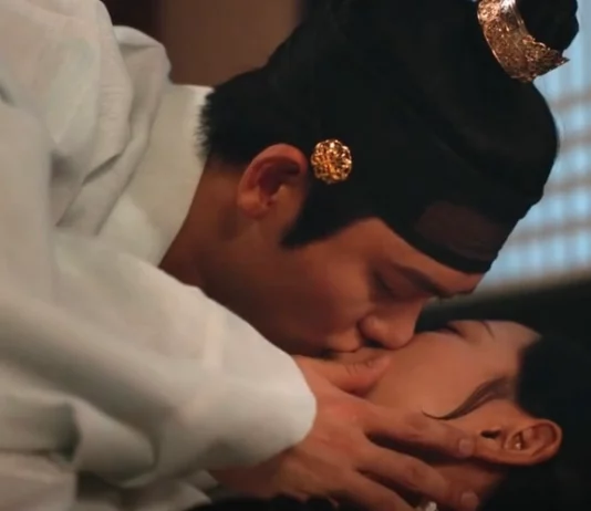 moon river episode 13