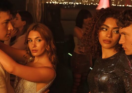 heated rivalry streaming france