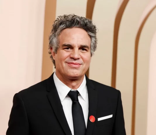 Disney & Marvel ont ils viré Mark Ruffalo à cause des Golden Globes ? mark ruffalo vire marvel