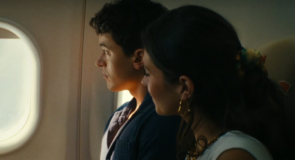 people we meet on vacation fin