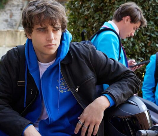 love me love me explication fin