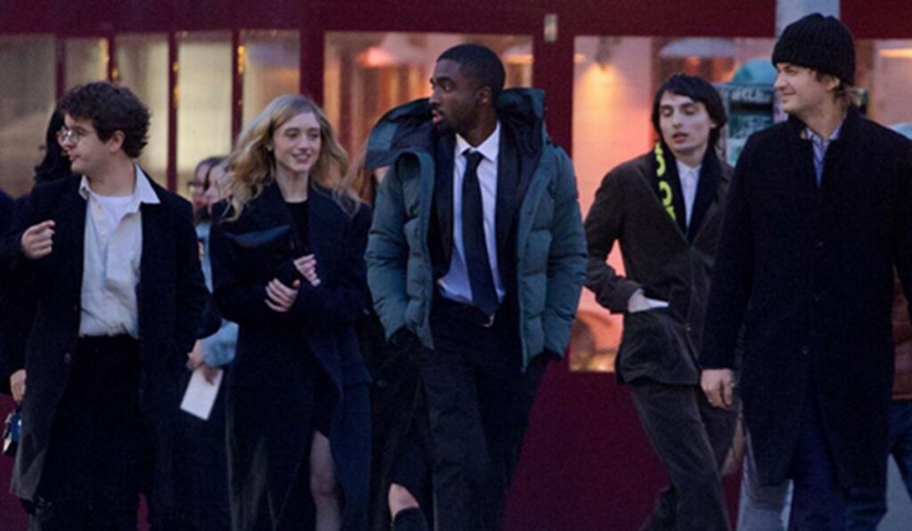 maya hawke mariage millie bobby brown noah schnapp