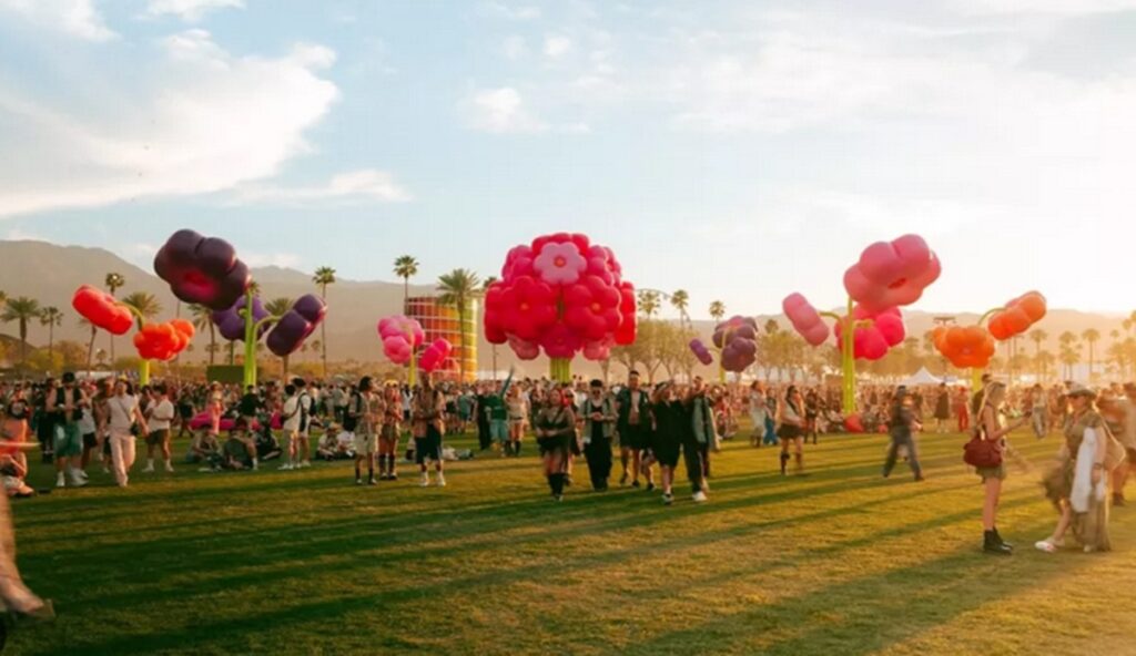 coachella differences weekend