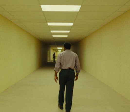 backrooms scene post generique