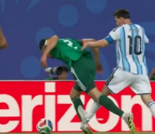 messi carton rouge coupe du monde algerie