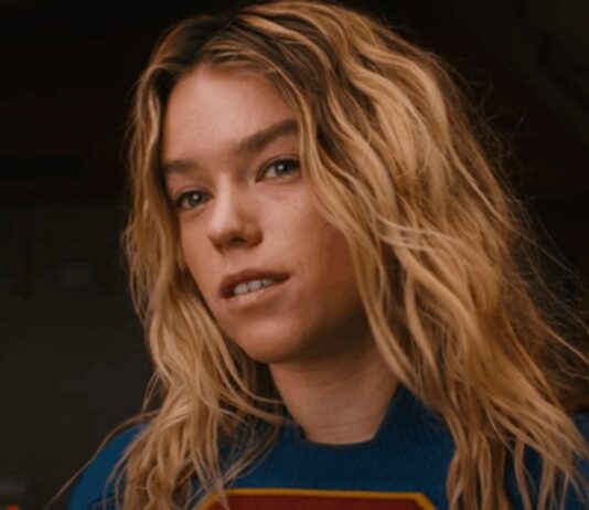 supergirl fin