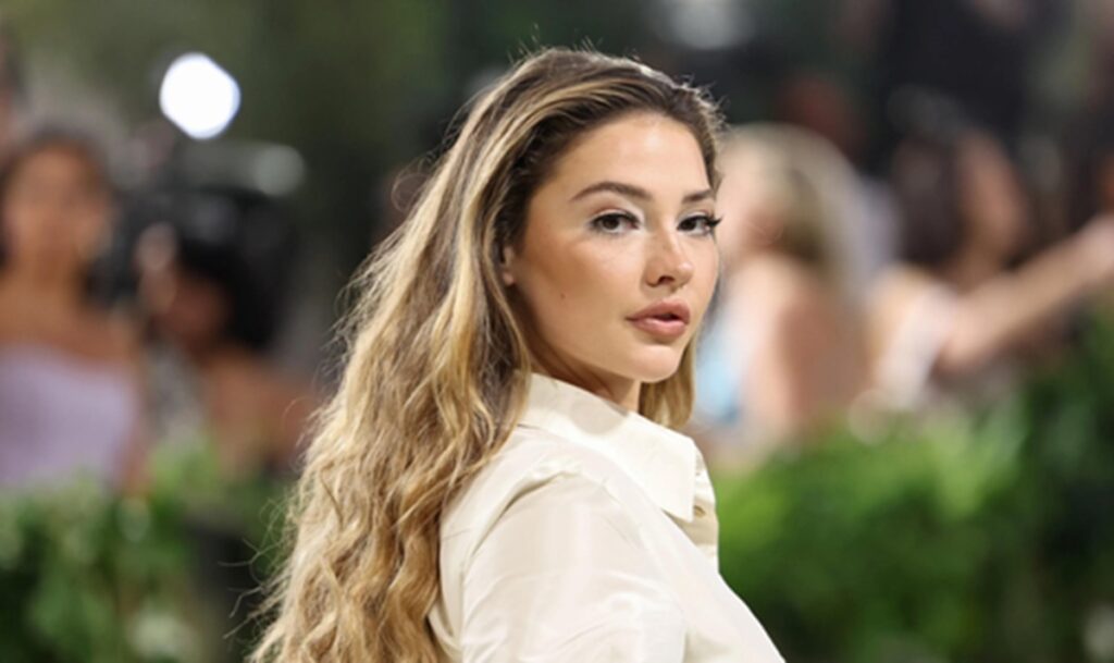 madelyn cline choses a savoir