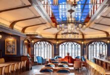 disneyland paris regal view restaurant