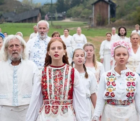 Midsommar : Explication de la fin ! Pourquoi Dani sourit ? midsommar fin