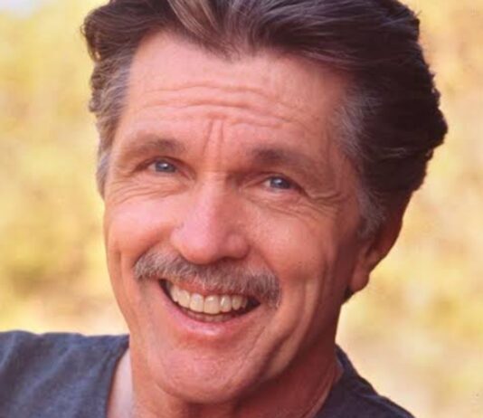 tom skerritt mort